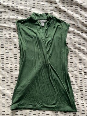 Banana Republic Green Sleeveless Draped Wrap Top